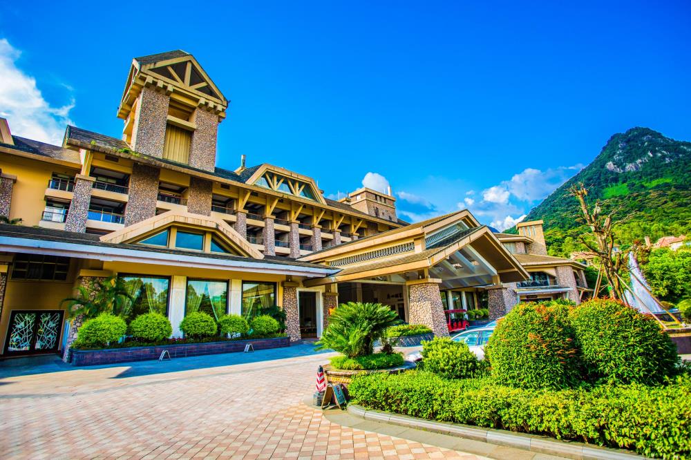 【团建策划定制游】增城趣味皮划艇、白水寨风景名胜区|入住增城香江健康山谷温泉度假村