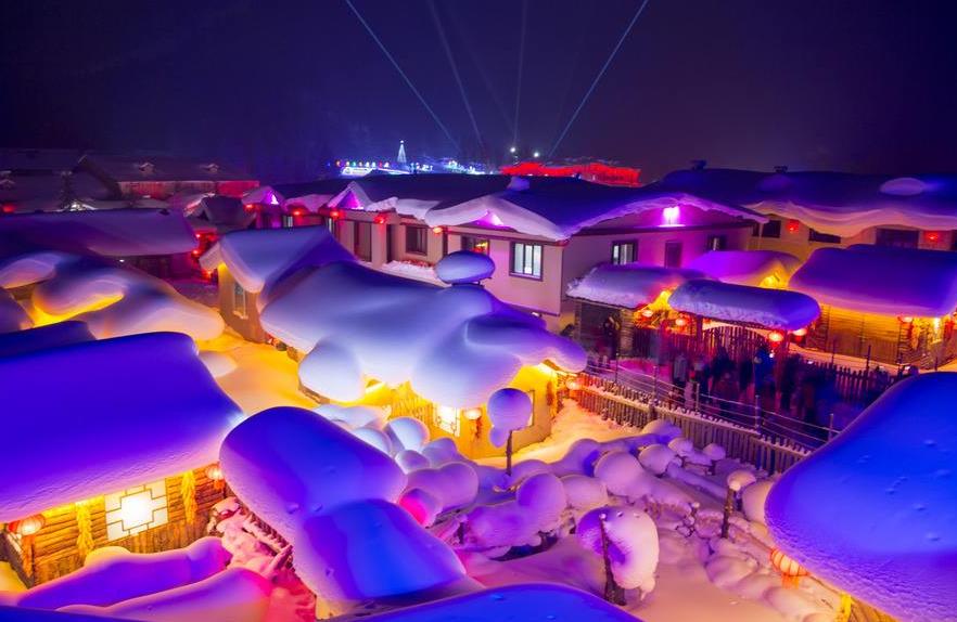 【尊享·定制】中国第一雪乡、亚布力滑雪、伏尔加庄园、长白山天池、吉林雾凇品质双飞